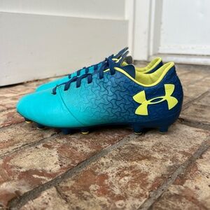 Under Armour Youth Soccer Cleats Magnetico Select FG Big Kids 4 Girls Boys Teal